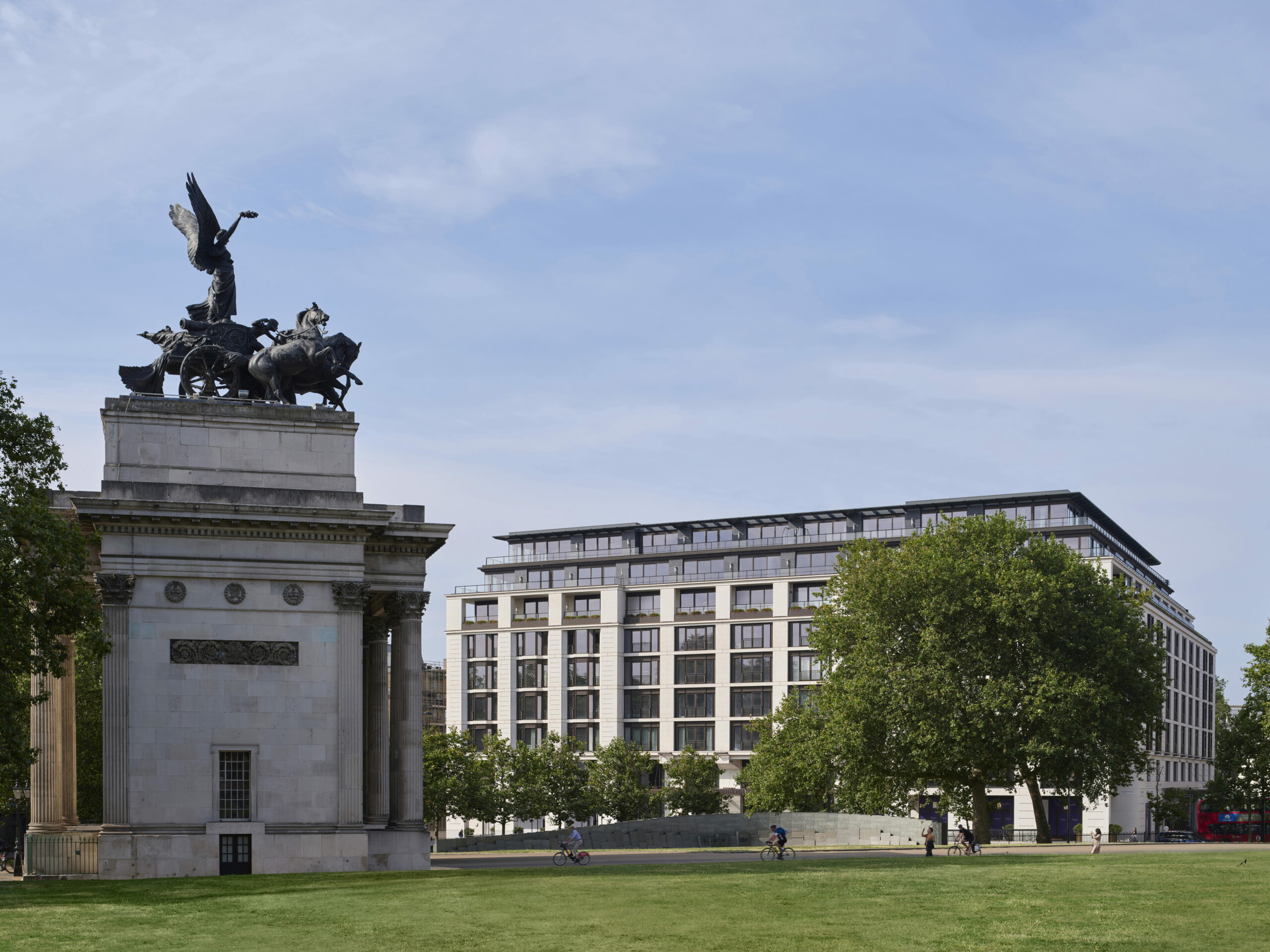 The Peninsula  in London stands at the intersection of Hyde Park Corner and Wellington Arch
