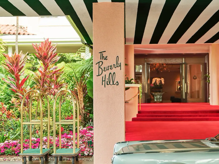 3-The-lobby-of-The-Beverly-Hills-Hotel.webp